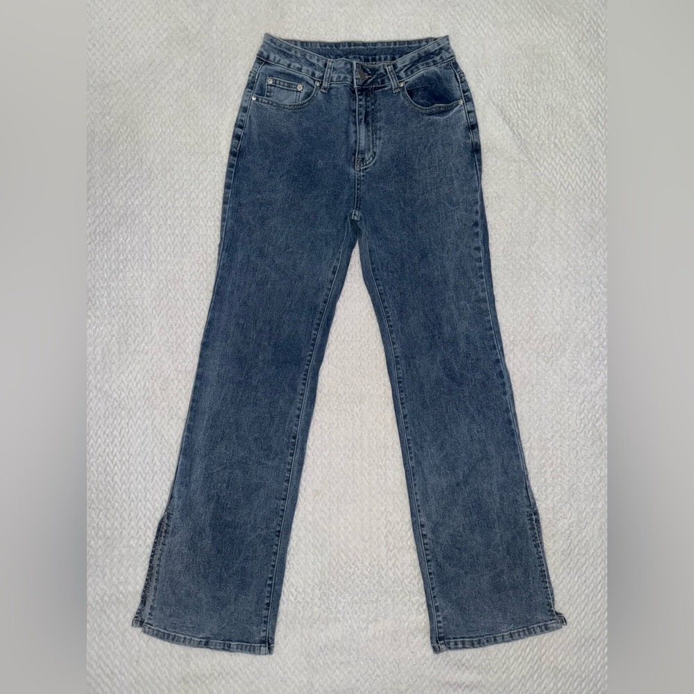 Women's High Waisted Flare Jeans With Slit Ankle